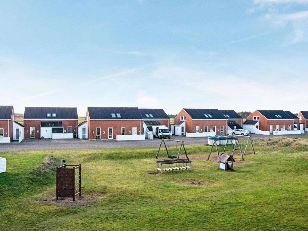 4 Person Holiday Home In R M Sonderby  Bagian luar foto